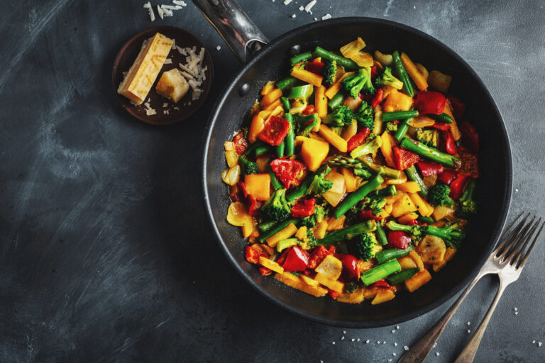 Légumes Sautés à la Poêle: Poivrons, Haricots Verts et Brocoli - La