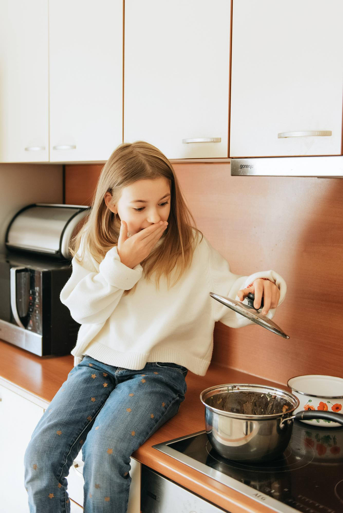 Astuce comment prévenir et éliminer l’odeur de brûlé dans la cuisine La Cuisine du Jardin